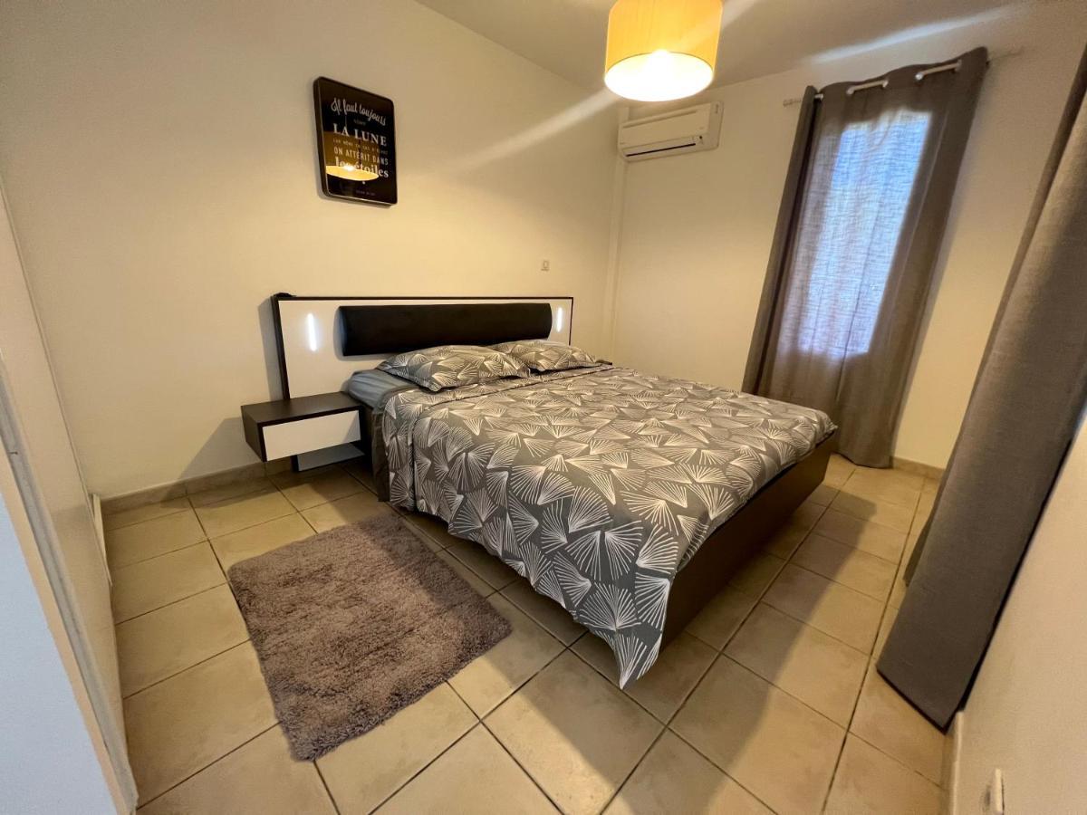 Appartement Au Bord De Mer Le Moule Kültér fotó