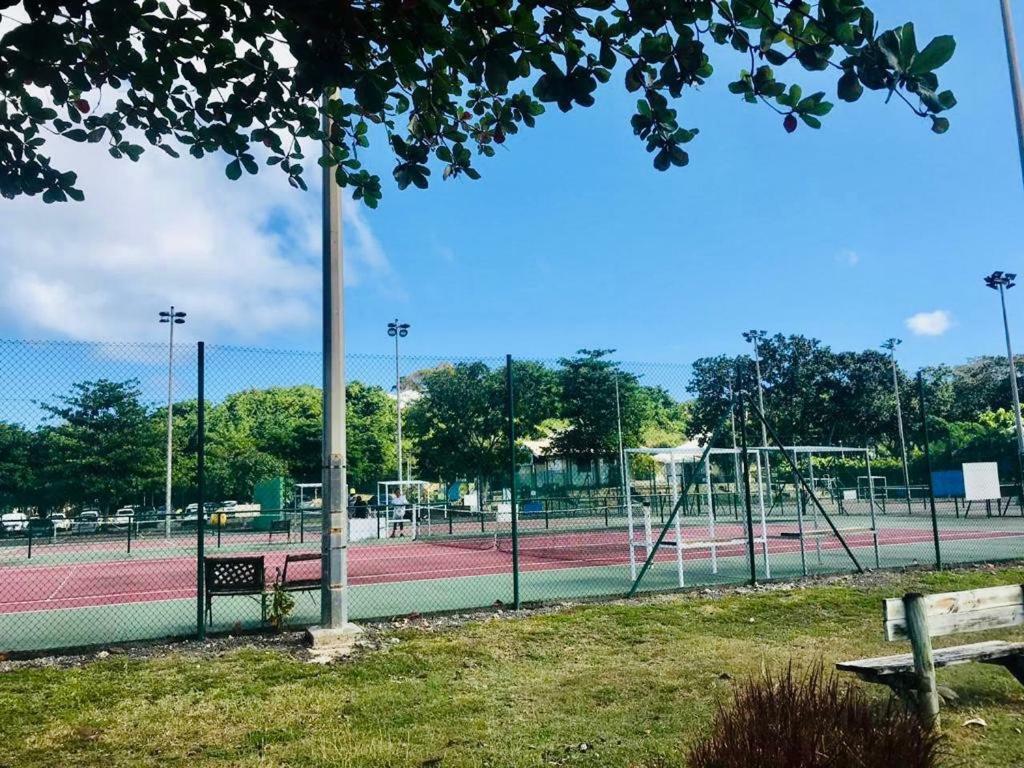 Appartement Au Bord De Mer Le Moule Kültér fotó